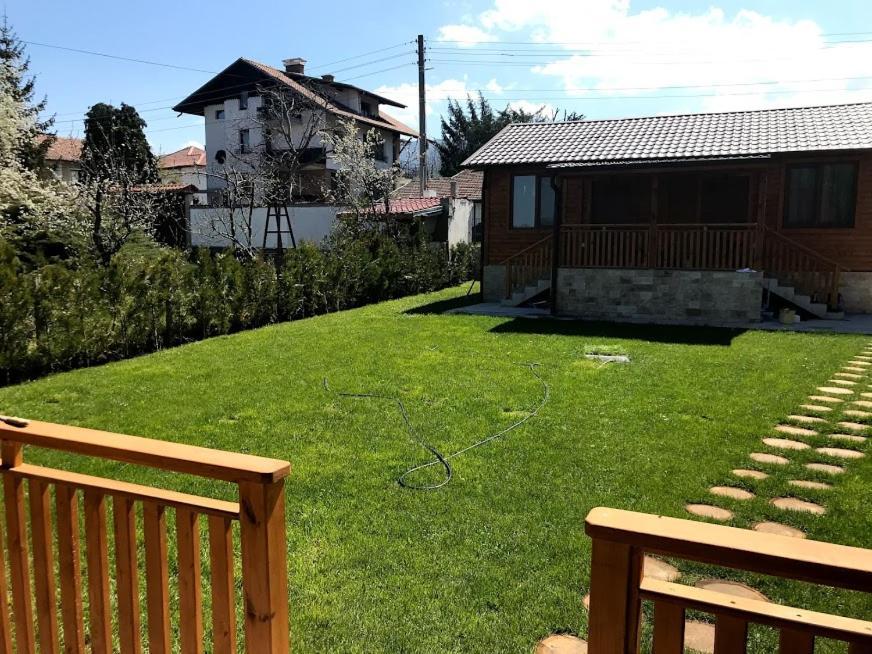 Къщи За Гости Михайлови Sapareva Banya Exterior foto