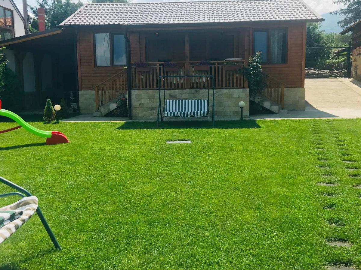 Къщи За Гости Михайлови Sapareva Banya Exterior foto